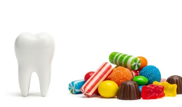Diş Sağlığını Olumsuz Etkileyen Alışkanlıklar Nelerdir?