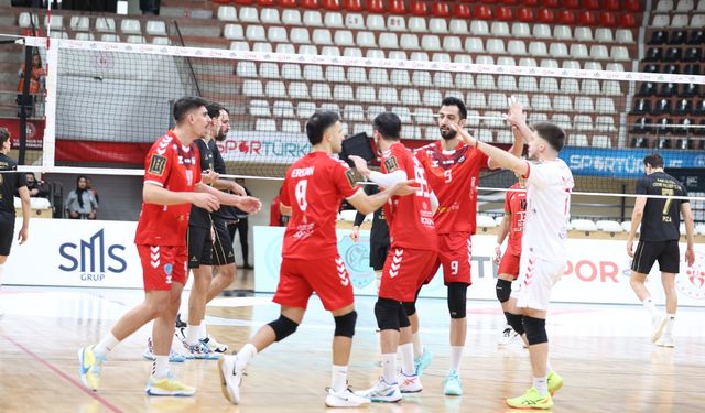 Efeler Ligi devre arasına girdi