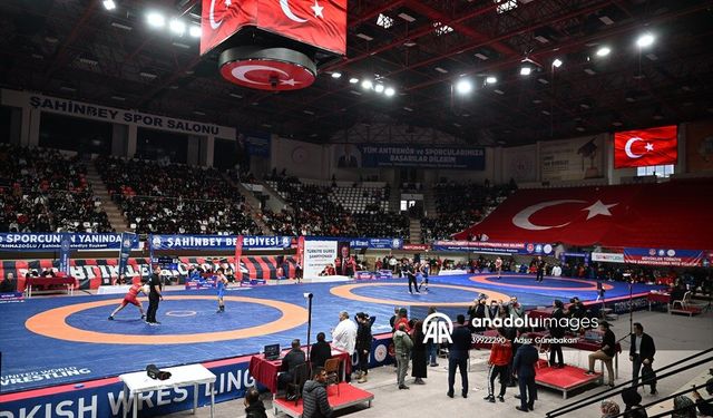 Güreş şampiyonasına rekor katılım