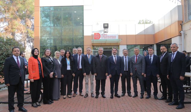 Öğretmenlere dijital eğitim desteği