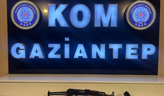 Silah kaçakçıları tutuklandı