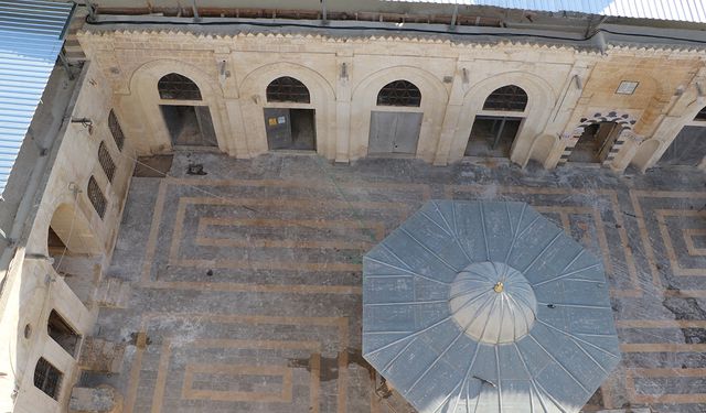Ulu Cami’de sona doğru