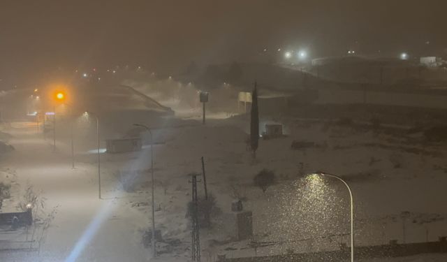 Yoğun kar Gaziantep’i teslim aldı