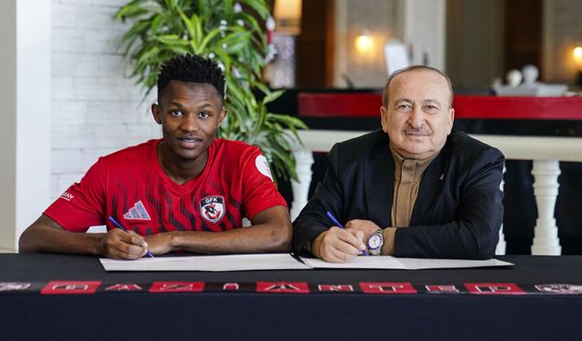 Gassama'da imzaladı