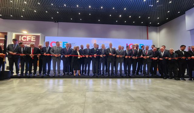 Halıcılar İstanbul'da görücüde