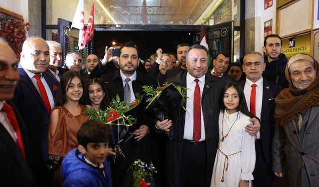 Miting havasında devir teslim