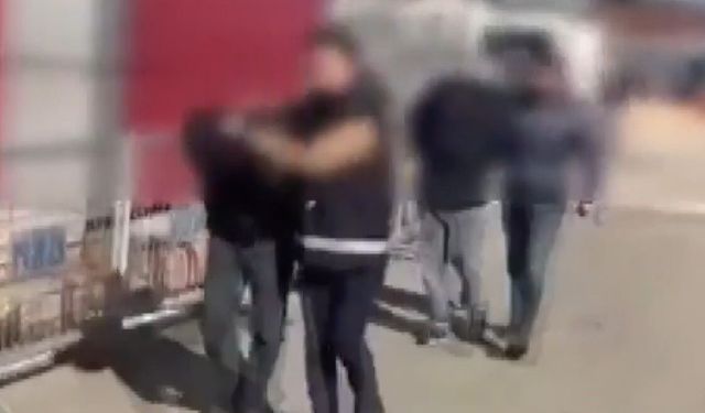 Garaja pompalı tüfekle saldırmışlar