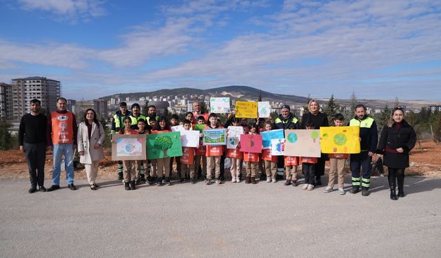 Minik ellerden doğaya katkı