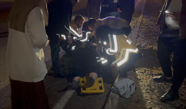 Yolun karşısına geçerken yaralandı