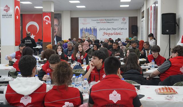 Öğrenciler gönül sofrasında buluştu