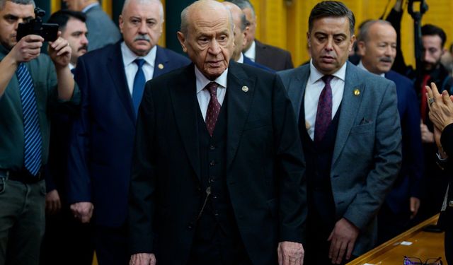 Sermet Atay’dan anlamlı mesaj