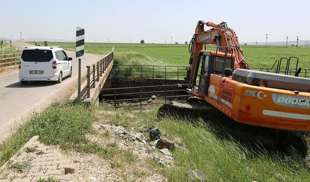 Çapraz köprü için yenileme çalışması