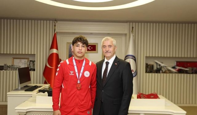 Karaoğlu Avrupa ikincisi