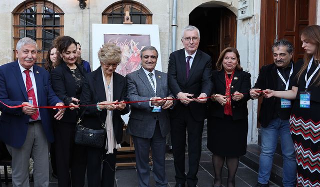 "Seçkiler" sergisi açıldı