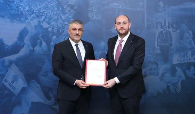 AK Parti Nizip’te güçlendi