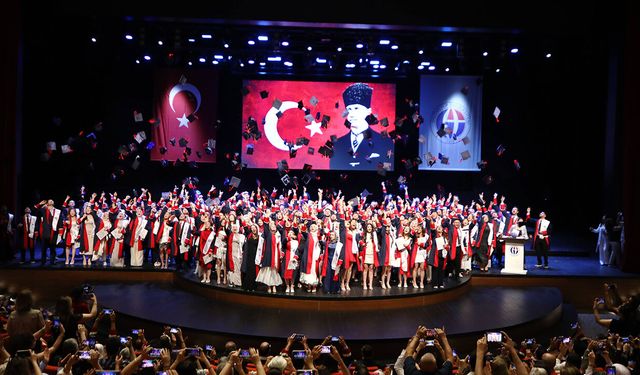 Genç doktorlar ilk adımı attı
