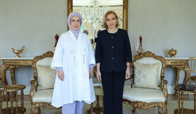 Şahin’i mutlu eden elbise