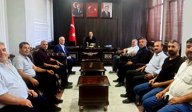 Kaymakama hayırlı olsuna gittiler