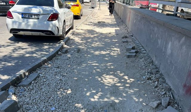 Gaziantep’te bu kaldırımlar unutuldu mu?