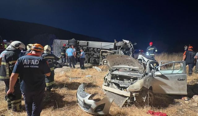 Nurdağı yolunda cinayet gibi kaza 7 ölü 13 yaralı