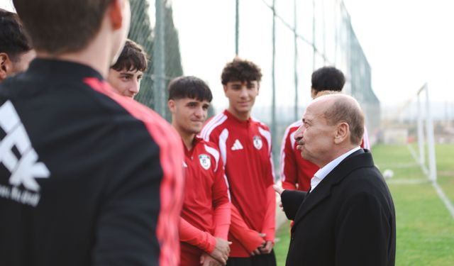 Başkan gençlere güveniyor