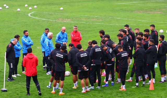 Şehitkamil Karşıyaka yeni sezona hazır