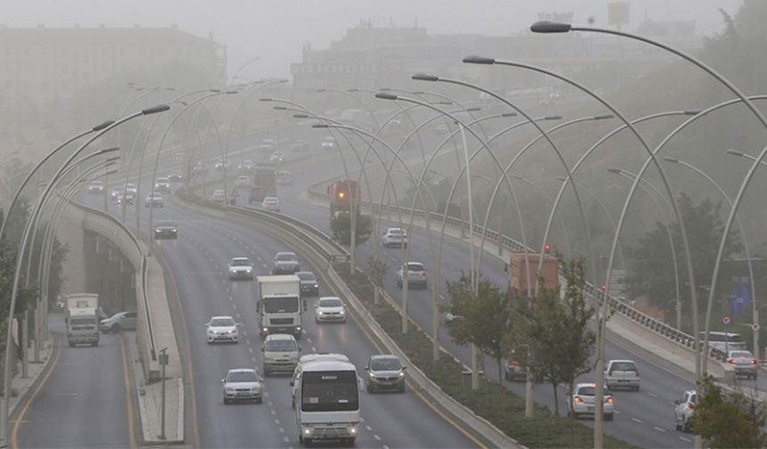 Hava kirliliğinin asıl nedeni "trafik"