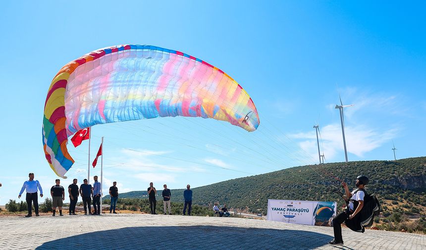 Yamaç Paraşüt festivali coşkulu başladı