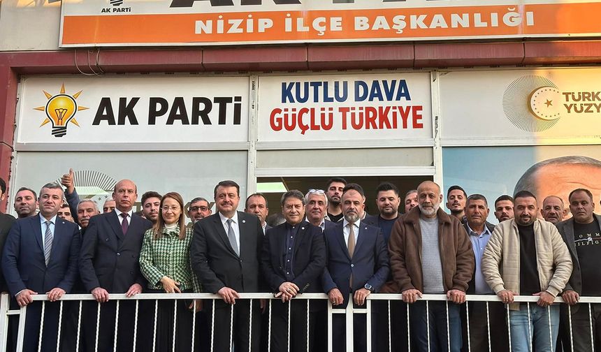 AK Parti heyetinden hayırlı olsun ziyareti