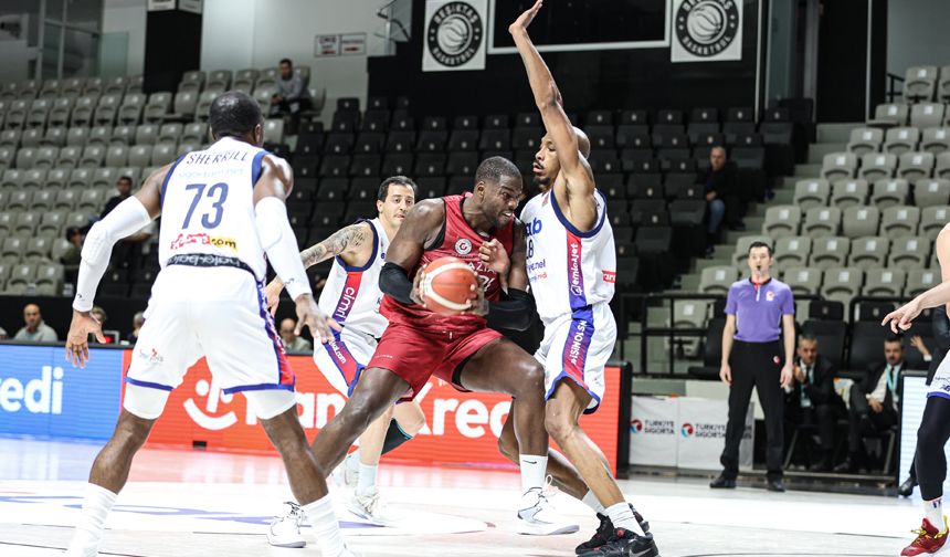 Pota’da kaybetmeye devam 86-73