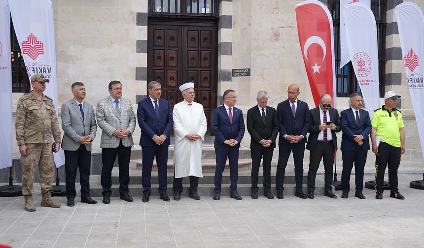 Kurtuluş Camii yeniden ibadete açıldı