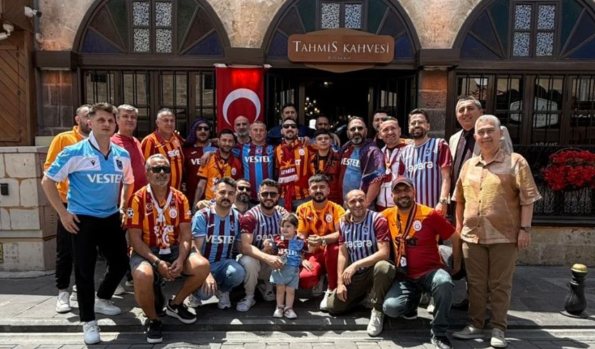 Çarşı pazar doldu taştı: Gaziantep’te kupa coşkusu