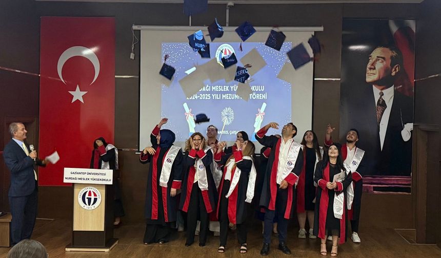 Nurdağı MYO'da mezuniyet töreni