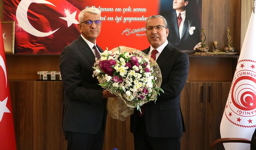Kınık göreve başladı