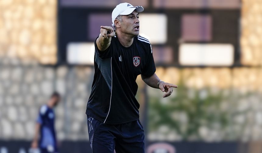 Burak Yılmaz'dan jet uyarı