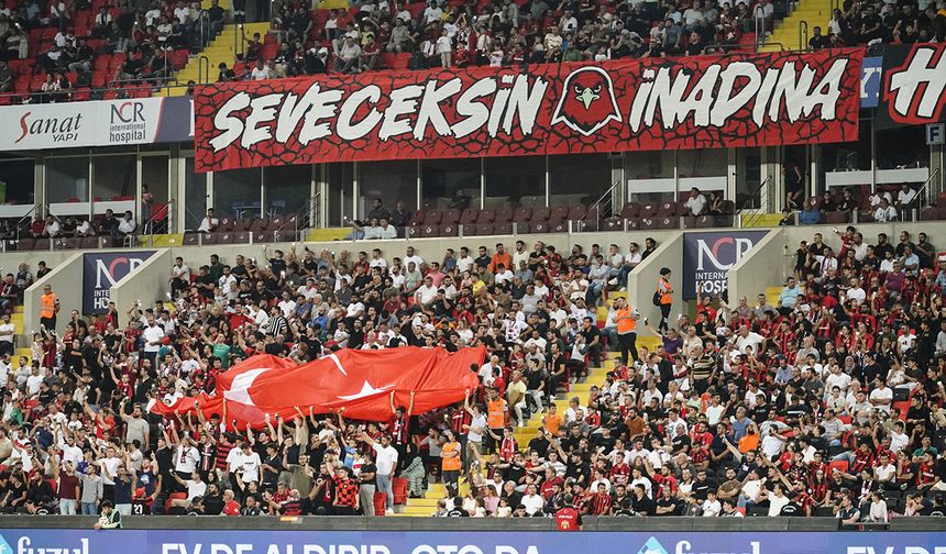 Taraftarların keyfi yerinde