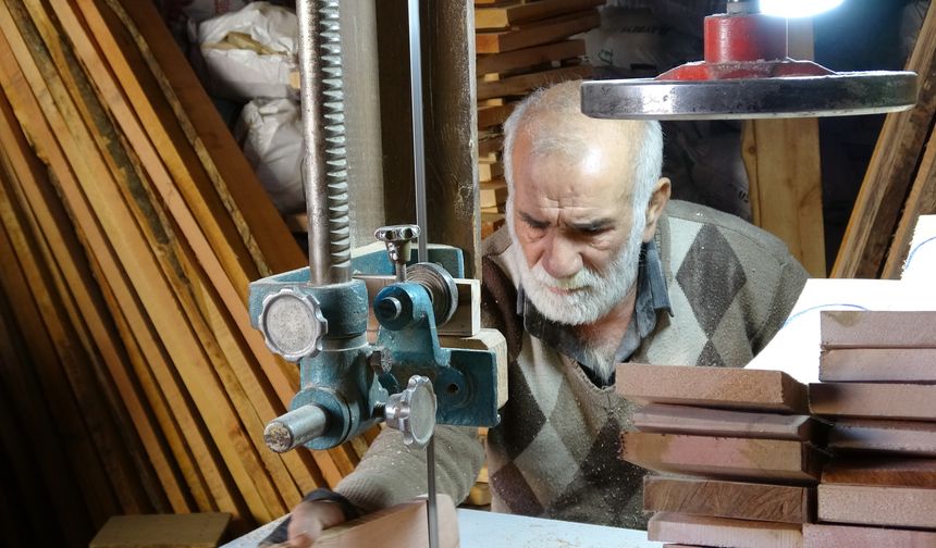 Ahşaba hayat veren eller