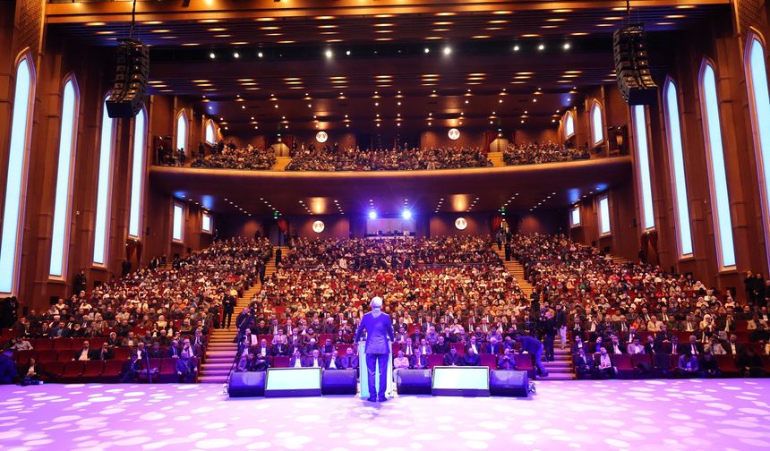 İslam dünyasının geleceği masaya yatırılıyor