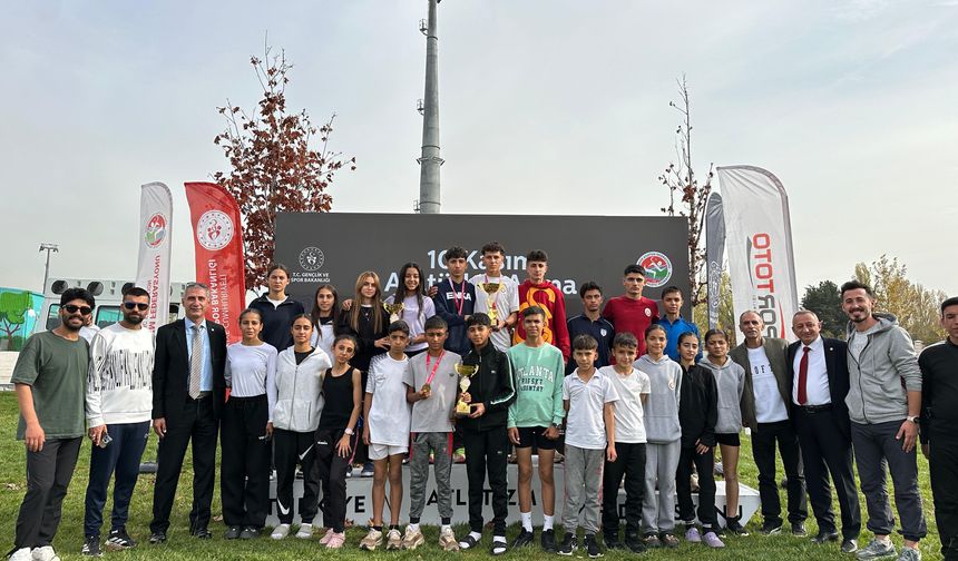 Ankara'da Atatürk için koştular