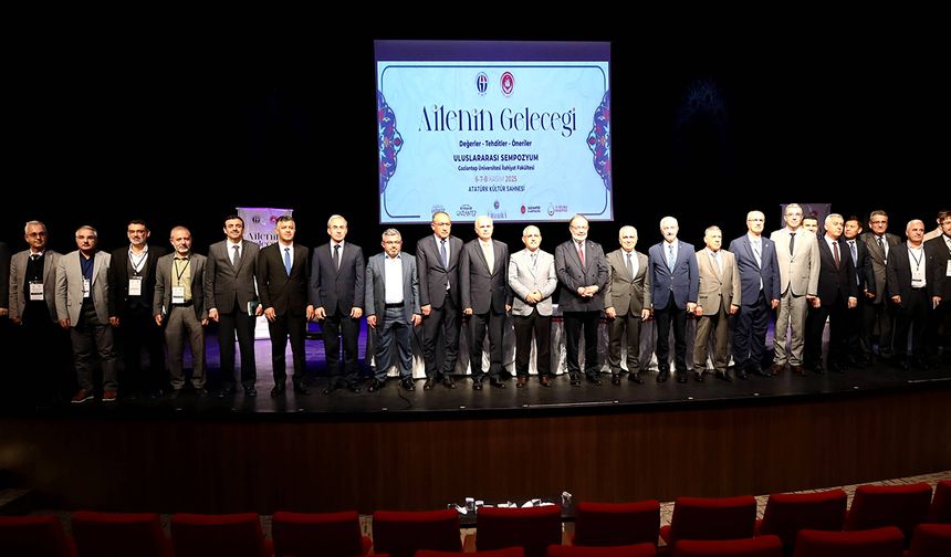 Dikkat çeken sempozyum