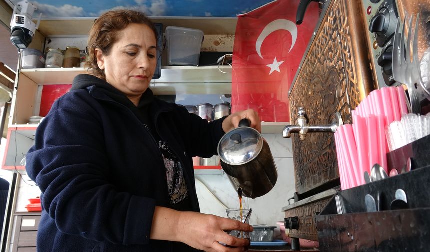 Balıklı’nın tek kadın çaycısı