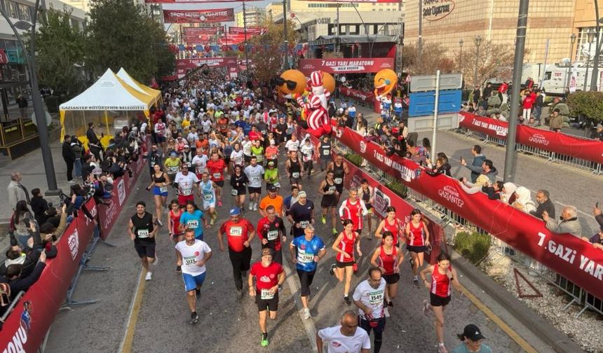 Gazi Maratonuna rekor katılım