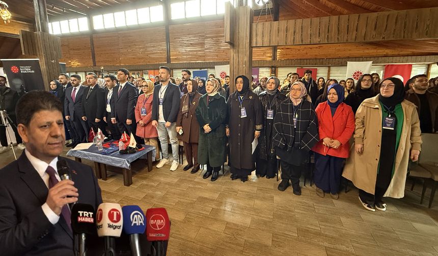Duyarlı Medya Gençlik Kampı başladı