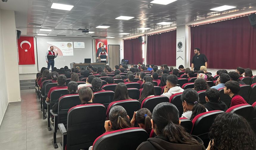 Öğrencilere siber güvenlik eğitimi