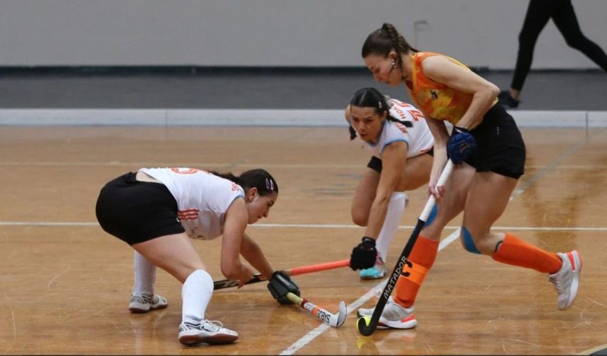 Salon Hokey'de 1. etap tamamlandı