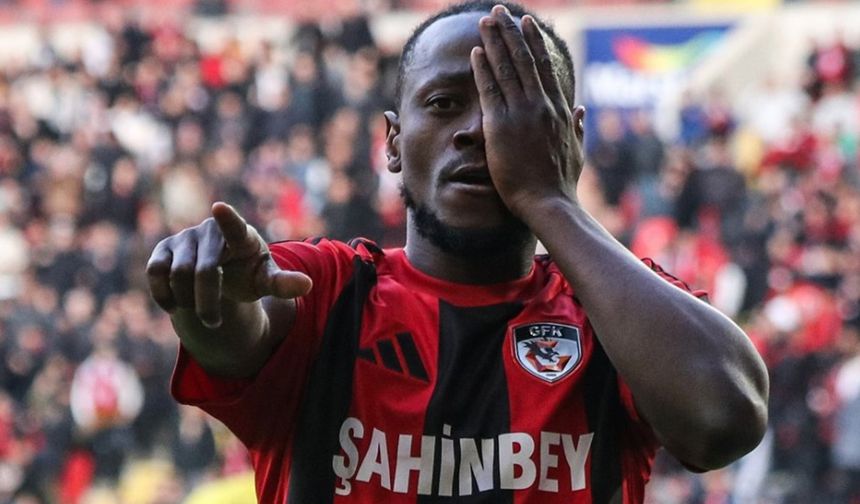 Boateng resmen gitti