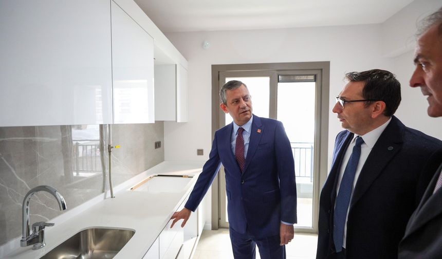 Bugün Özgür Özel günü