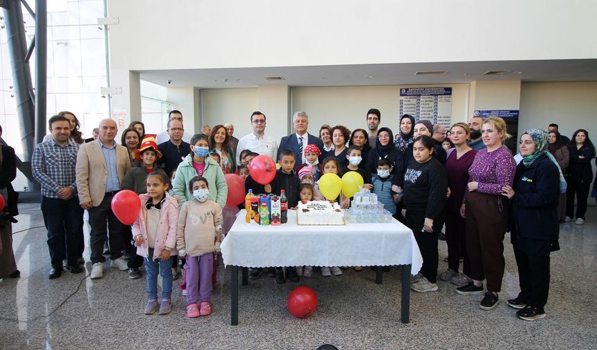 Nadir hastalıklarda farkındalık etkinliği