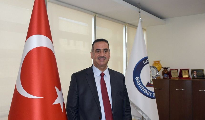 Cuma Güzel gururlu