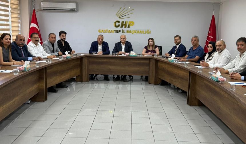 CHP ilk toplantısını yaptı